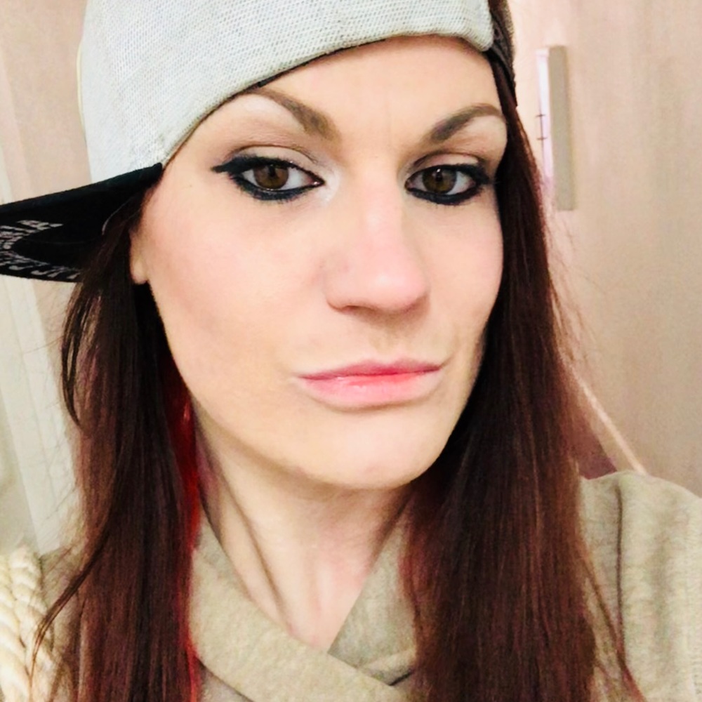 Meet your Posher, Kaitlyn